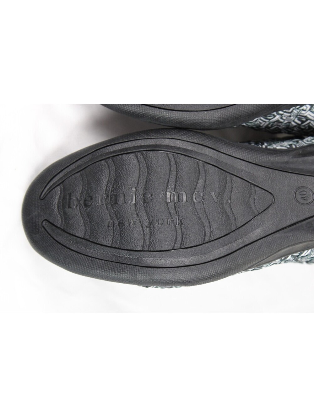 Bernie Mev New York Black & White Woven Elastic Mary Jane Shoes with Box Size 40 - Picture 5 of 9